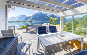 Holiday Home - Isfjorden , Norway - N28179 1