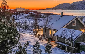 Holiday Home - Tjeldsund/Tjeldøya , Norway - N39204 1
