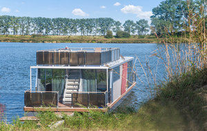 Houseboat - Blotnik , Poland - PPO863 1