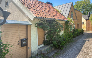 Holiday Home - Visby Innerstad, Botaniska trä , Sweden - S42851 1