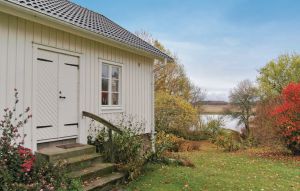 Holiday Home - Mellerud , Sweden - S45571 1