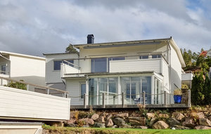 Holiday Home - Uddevalla , Sweden - S54357 1