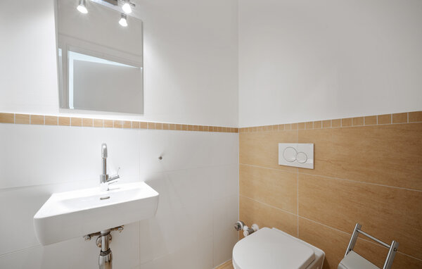 Apartment - Pörtschach , Austria - AKA255 701