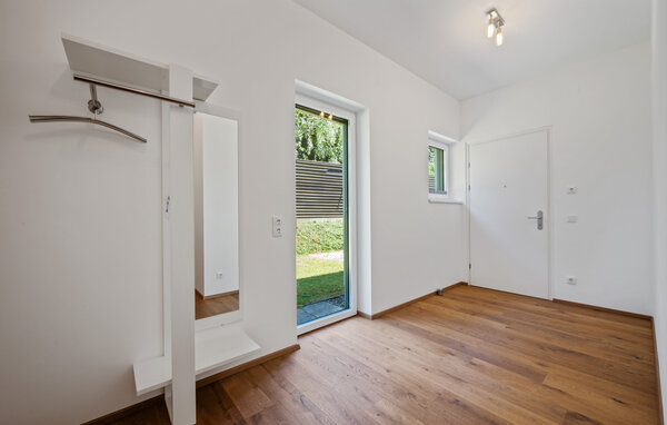 Apartment - Pörtschach , Austria - AKA255 503