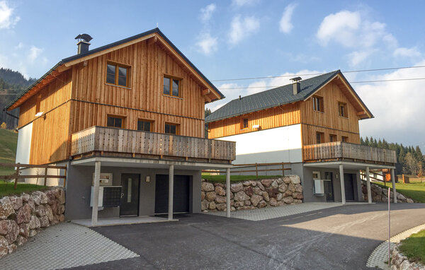 Maison Ferienhaus mit Bergpanorama
