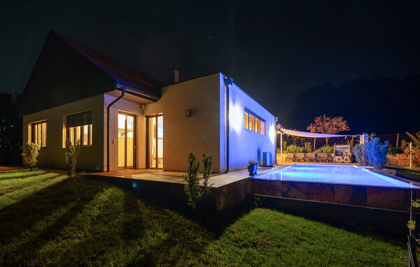 Holiday Home - Ehrenhausen , Austria - AST308 81