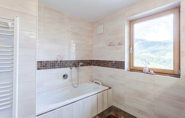 Lomahuoneisto moderne Ferienwohnung