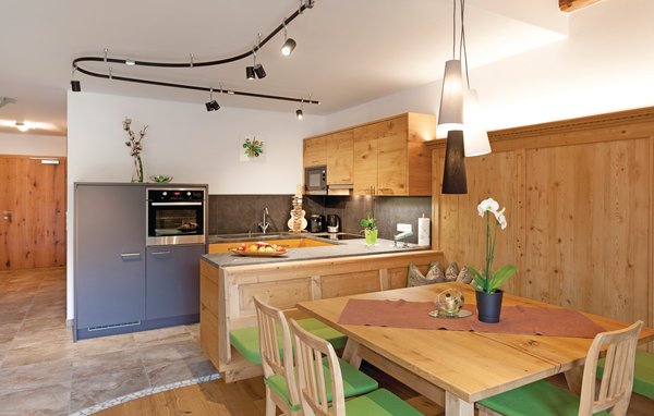Lomahuoneisto moderne Ferienwohnung