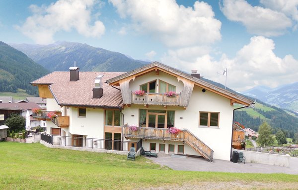 Lomahuoneisto moderne Ferienwohnung