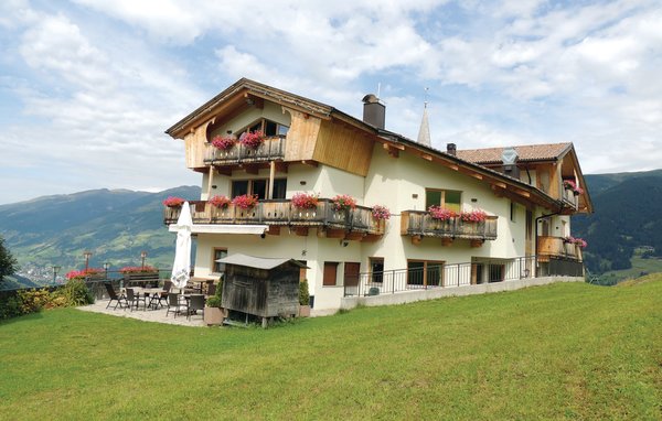 Lomahuoneisto moderne Ferienwohnung