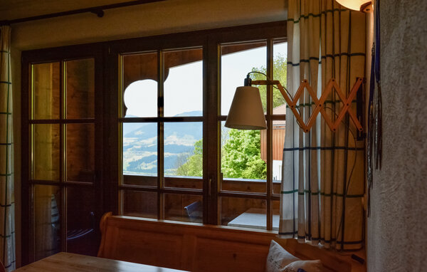 Appartement Ferienwohnung mit Balkon