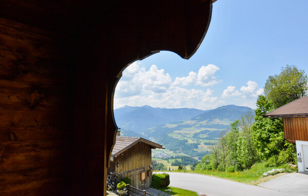 Appartement Ferienwohnung mit Balkon
