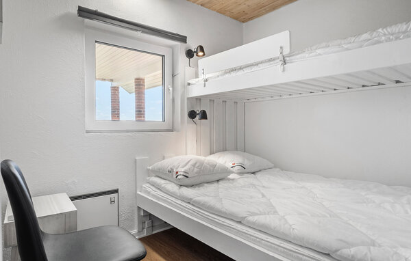 Holiday Home - Krik Vig / Vestervig , Denmark - B40108 602