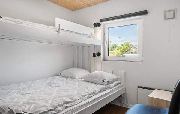 Holiday Home - Krik Vig / Vestervig , Denmark - B40108 604