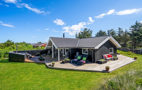 Semesterhus - Agger Strand , Danmark - B40201 83