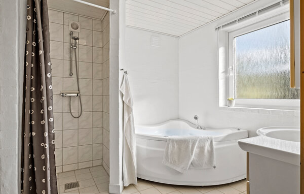 Feriehuse - Thorup Strand , Danmark - B70042 8
