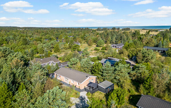 Feriehuse - Thorup Strand , Danmark - B70042 82