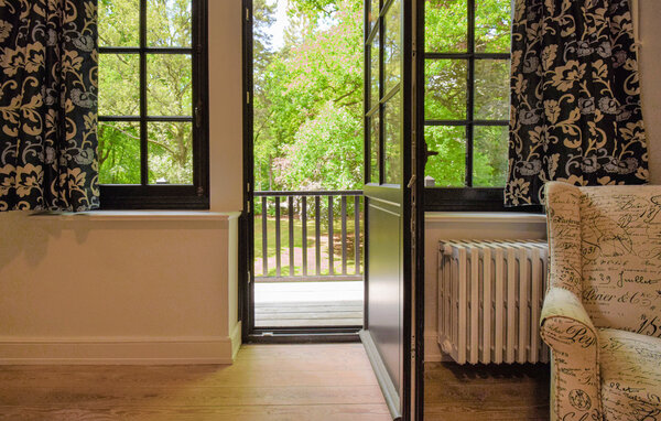 Semesterhus - Spa , Belgien - BLU089 503