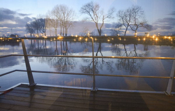 Ferienhaus Houseboat Escapade