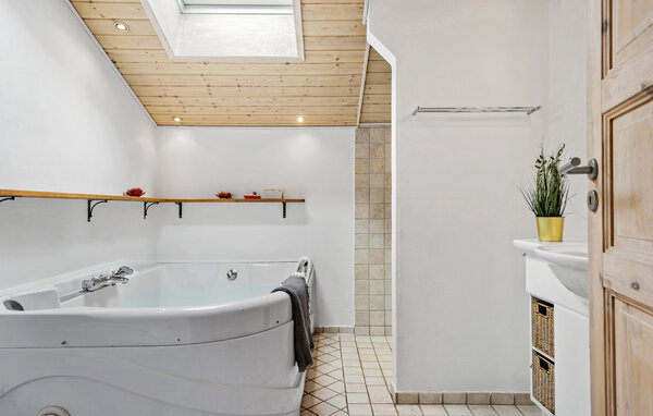 Feriehuse - Søndervig / Lodbjerg Hede , Danmark - C01582 701