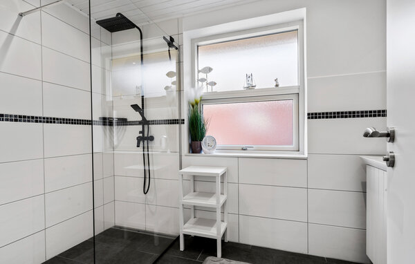 Feriehuse - Husby , Danmark - C04639 701