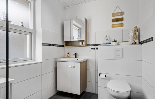 Feriehuse - Husby , Danmark - C04639 702