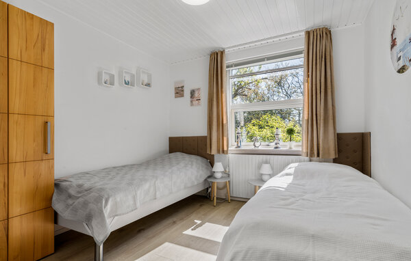 Feriehuse - Husby , Danmark - C04639 603
