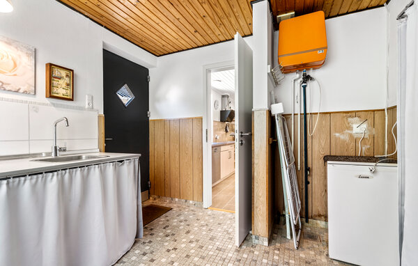 Feriehuse - Husby , Danmark - C04639 503