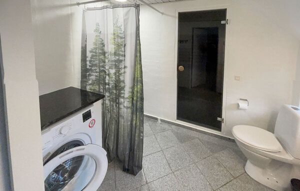 Feriehuse - Vester Husby , Danmark - C04690 702