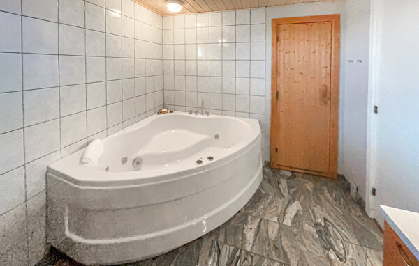 Holiday Home - Houvig / Søndervig , Denmark - C07642 9