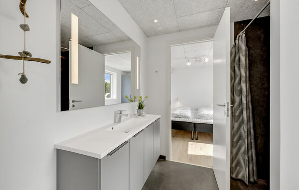 Holiday Home - Søndervig , Denmark - C09642 703