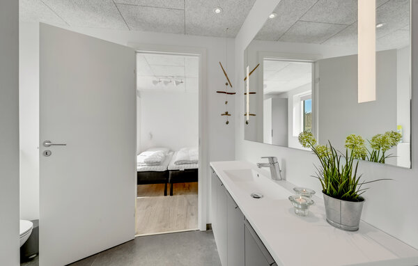 Holiday Home - Søndervig , Denmark - C09642 704