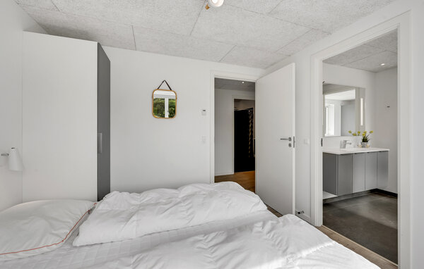 Holiday Home - Søndervig , Denmark - C09642 602