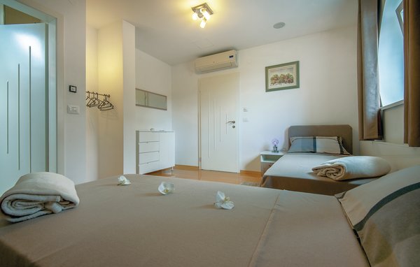 Vakantiehuis - Varazdin-Varazdinske Toplice , Kroatië - CCC077 615