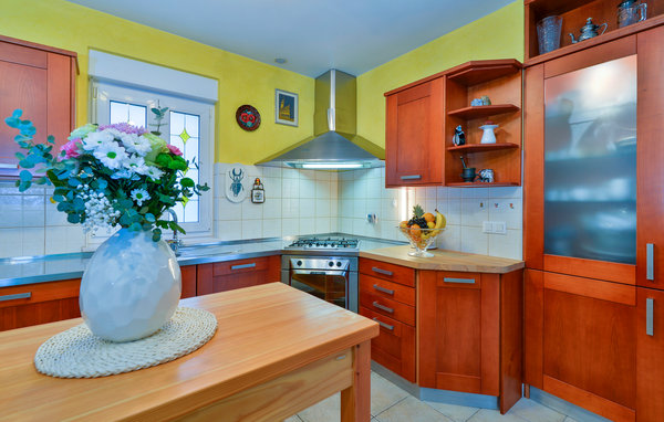 Feriehus - Varazdin-Varazdin Breg , Kroatia - CCC098 402