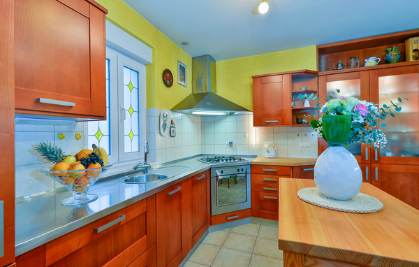 Feriehus - Varazdin-Varazdin Breg , Kroatia - CCC098 403