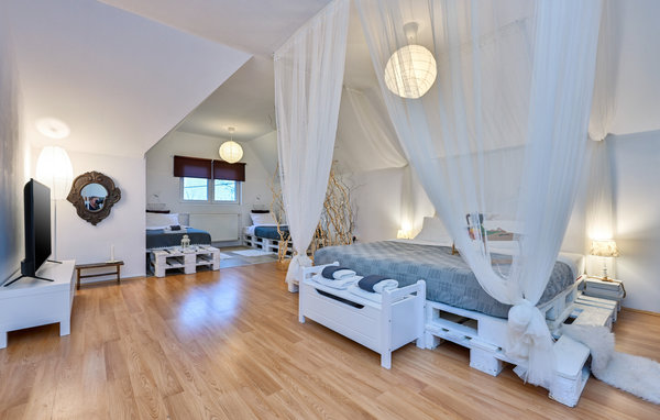 Holiday Home - Zagreb-Hrebinec , Croatia - CCC186 606
