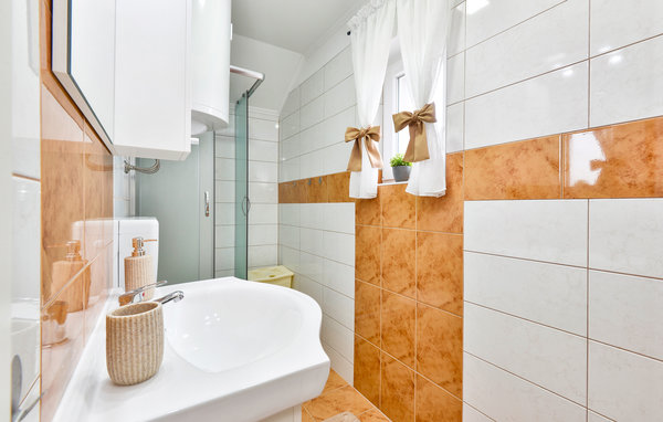 Holiday Home - Varazdin-Vrtlinovec , Croatia - CCC189 703