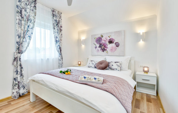 Holiday Home - Varazdin-Vrtlinovec , Croatia - CCC189 601