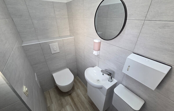 Semesterhus - Bjelovar - Gudovac , Kroatien - CCC281 703