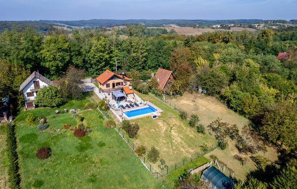 Feriehus - Bjelovar-Kapela , Kroatia - CCC296 83