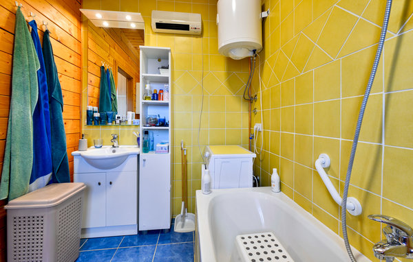 Kuća-za-odmor - Zagreb-Paruzevina , Hrvatska - CCC323 702