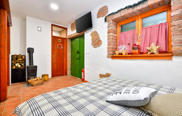 Semesterhus - Varazdin-Klenovnik , Kroatien - CCC328 603