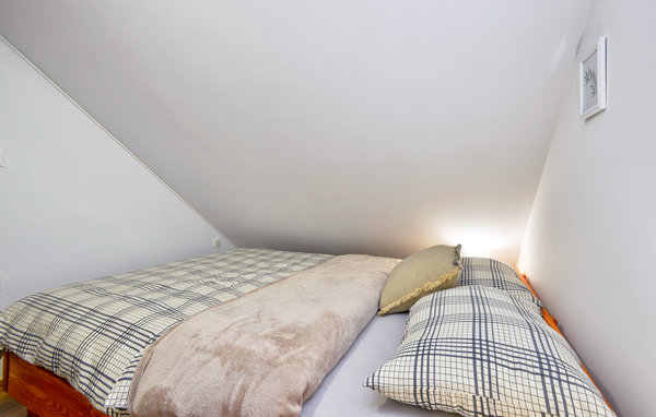 Semesterhus - Varazdin-Klenovnik , Kroatien - CCC328 606