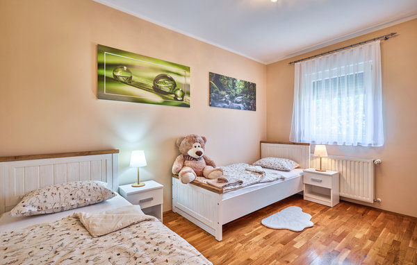 Semesterhus - Krizevci , Kroatien - CCC386 603