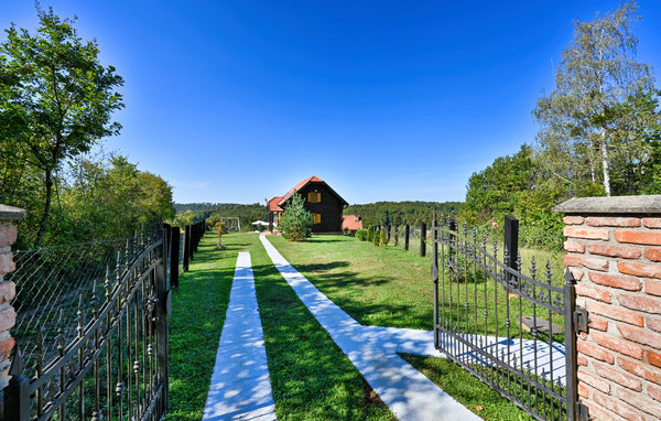 Domy wakacyjne - Zagreb-Dubranec , Chorwacja - CCC400 103