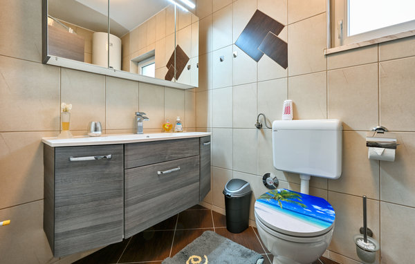Ferienhaus - Zagreb-Dugo Selo , Kroatien - CCC407 703
