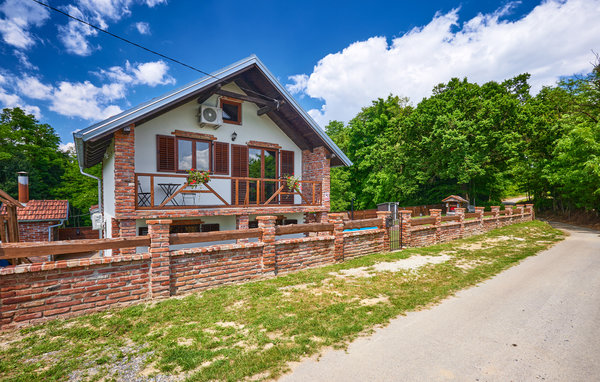 Kuća-za-odmor - Zagreb-Hrebinec , Hrvatska - CCC414 81