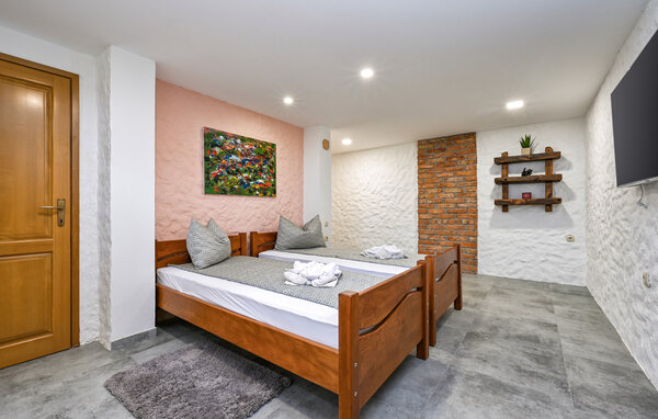 Semesterhus - Varazdinske Toplice-Lestakovec , Kroatien - CCC425 602