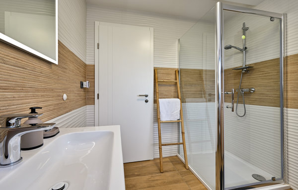 Semesterhus - Koprivnica- Soderica , Kroatien - CCC432 702